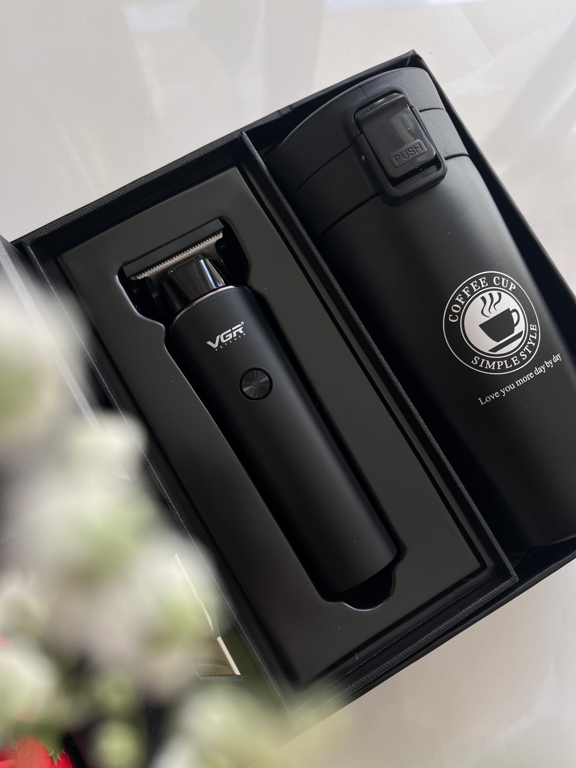 ریش تراش ۹۳۳ وی جی آر vgr933