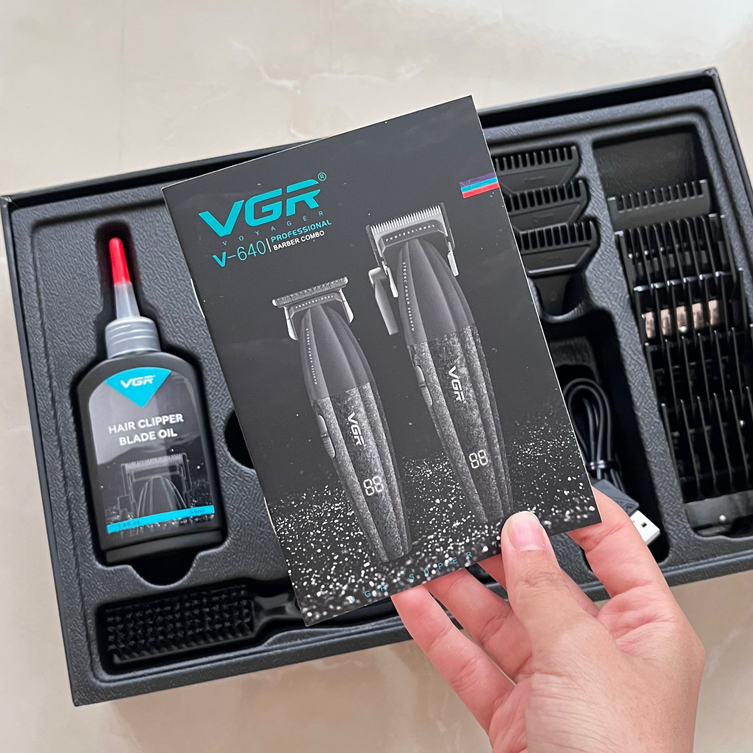 دفترچه راهنما ریش تراش وی جی آر ۶۴۰ (VGR640)